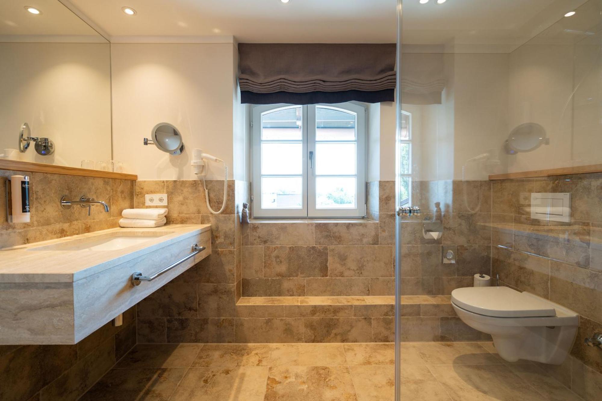 Hotel Gasthof Alte Post Holzkirchen Holzkirchen  Εξωτερικό φωτογραφία